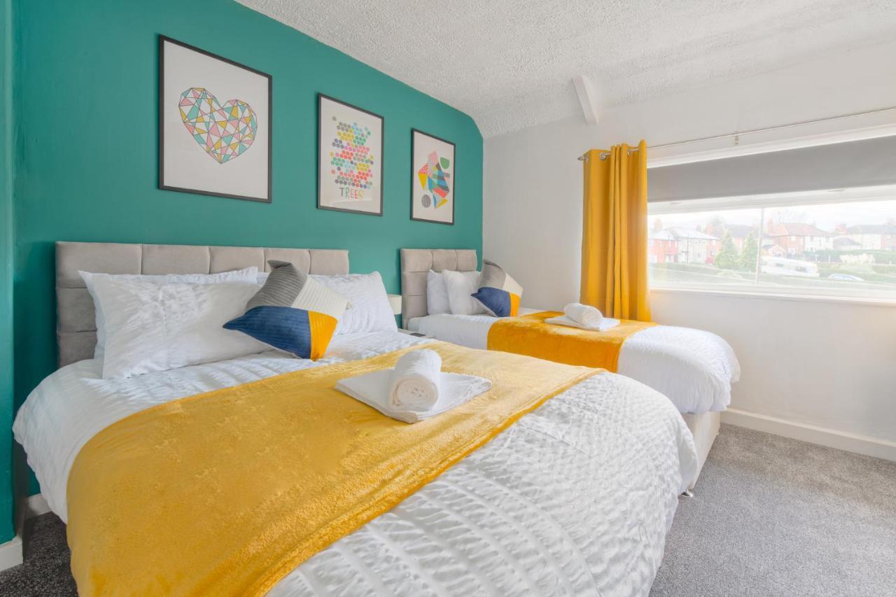 Rookwood House - Spacious Home With Free Parking - Short Stay Leeds Leeds  Exteriér fotografie