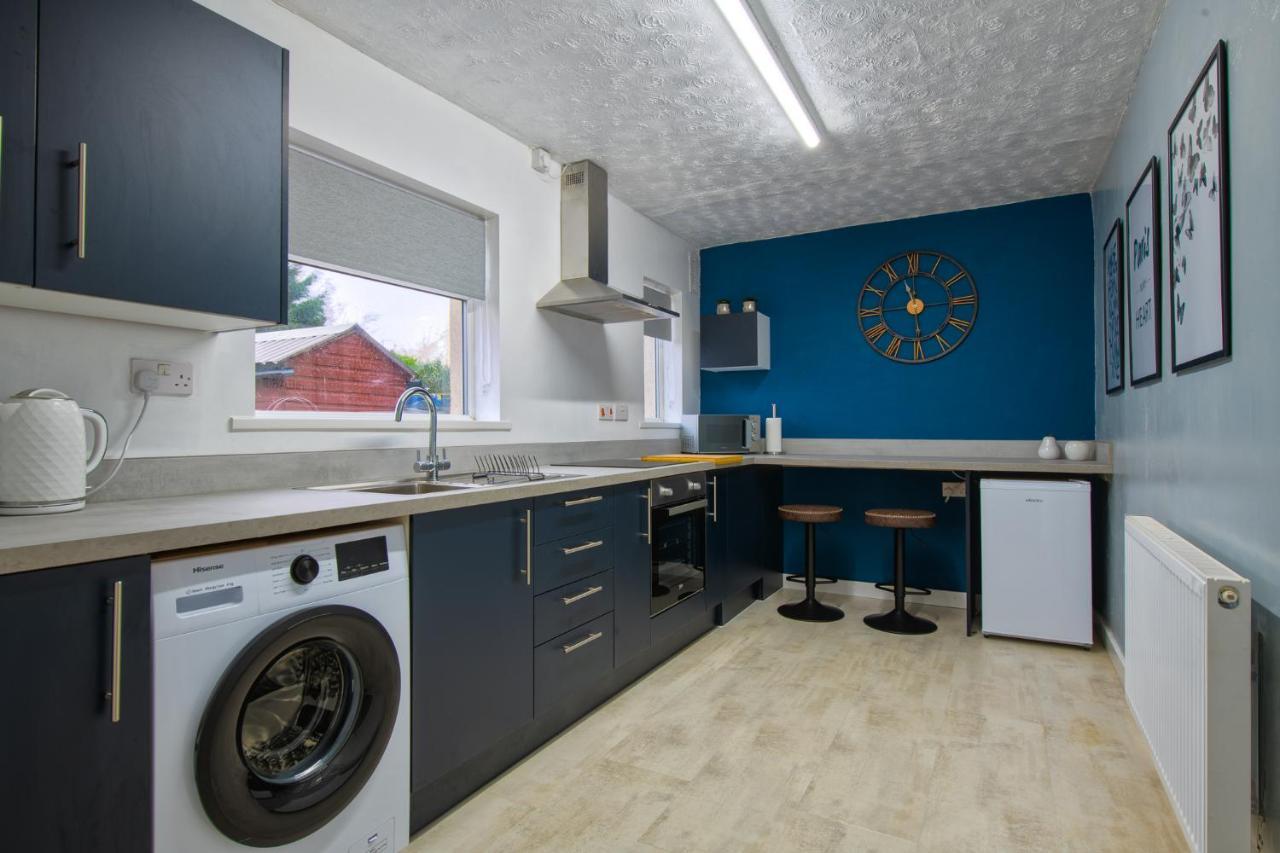 Rookwood House - Spacious Home With Free Parking - Short Stay Leeds Leeds  Exteriér fotografie