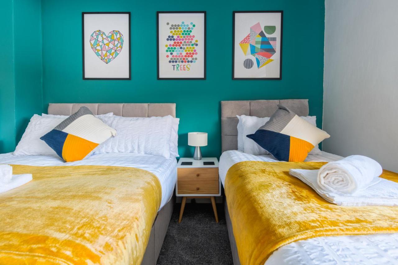 Rookwood House - Spacious Home With Free Parking - Short Stay Leeds Leeds  Exteriér fotografie